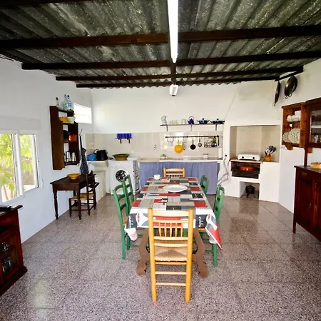 Las Palmeras Villa